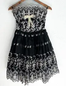 Betsey Johnson Y2K Silk Embroidered Strapless Dress Sz 2 Fairygrunge Whimsical