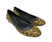 Crocs Comfort Flats Womens Size 7 Leopard Print Slip On