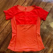 Lululemon Swiftly Tech Short Sleeve • Workout Running Top • Sz 6 Orange