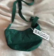 NWT Baggu Cresent Bag