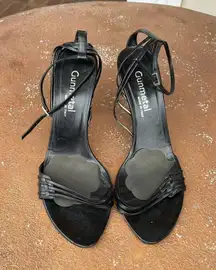 Gunmetal black slileto heels sz 9