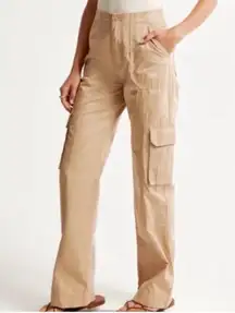 Abercrombie & Fitch Curve Love Relaxed Cargo Utility Pants in Khaki Size 26 or 2