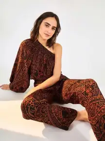 FARM RIO Women’s Size S Black & Orange Camouflage Snake One Shoulder Jumpsuit