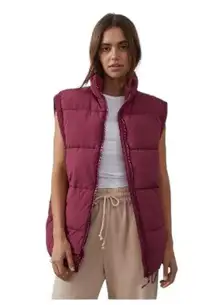 New COTTON ON BODY Women's Recycled Mother Puffer Vest Jacket Red Plum M/L