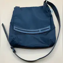 Very Rare TUMI Crossbody Travel Bag Black Nylon Magnetic Closure Flap Handbag