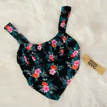 Steve Madden Bandana Style Crop Top