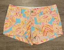 Lilly Pulitzer Women's size 4 100% Cotton Walsh Short in Blue Bikini Fish Print