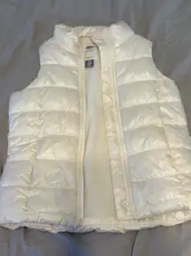 Old Navy White Puffer Vest