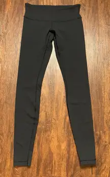 Lululemon Basic Solid Black Leggings Sz 6 Women’s *See Notes