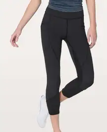 Lululemon match point 23” grey ribbed cropped pocket leggings size 8