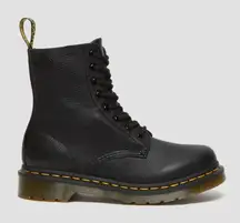 Dr. Martens 1460 Pascal Virginia Pebbled Leather Lace Up Ankle Boot Black 36
