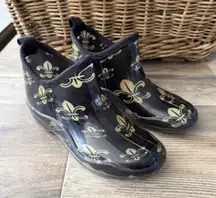 Corkys Women’s Rain Boots Black Gold Fleur-de-Lis Ankle Waterproof Size 8