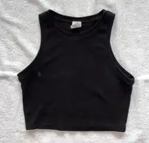 Juniors black cropped tank XL
