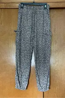 Aerie  Leopard Print Cargo Linen Blend Jogger Pants Size Medium