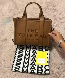 Authentic Marc Jacob’s small tote bag in argan oil