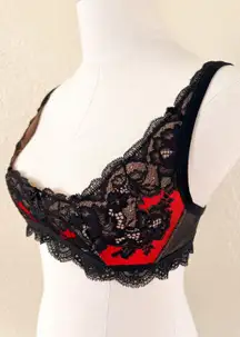 Victoria's Secret Quarter Cup Lace Bralette Medium Low Cut Black Red
