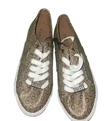 Guess  Los Angeles Women's Brown WGPACES-R Low Top
Sneakers