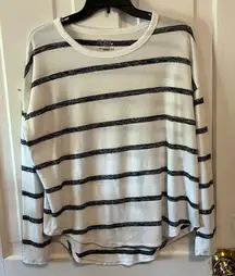 Women’s long sleeve Tome‎ & Tru shirt M