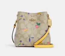 Coach  mini bucket bag C8255