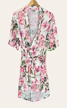 Show‎ Me Your Mumu Robe Floral White Pink Kimono Tie Waist Bridesmaid Wedding