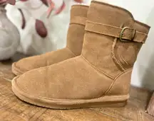 BEARPAW Steph Faux Shearling Lined Bootie (Women) size 8 super clean condition