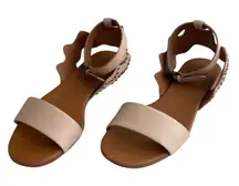 See By Chloe Flat Sandals Studded‎ Scalloped Tan Leather Women Size 38.5 8.5