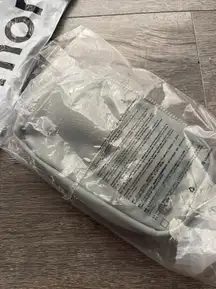 Everywhere Belt Bag Silver Drop