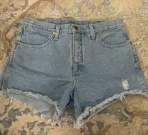 Distressed Jean Short 30W