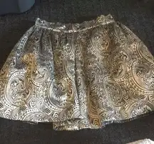 S8-Bebe size 6 skirt 