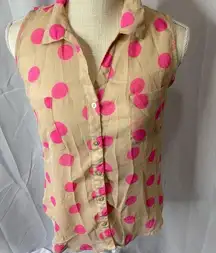 Fun and Flirt sleeveless button down Medium