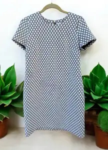 Calvin Klein white and blue geometric pattern quilted dress size 10