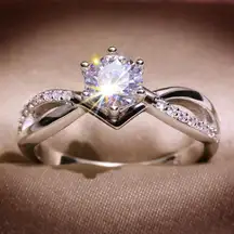 ⚠️ Clearance NWT Zinc Rhinestone Ring silver with white zirconia stone
Size 6