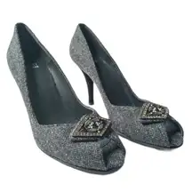 Stuart Weizman gray heels with embalishment