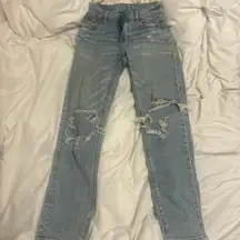 Outfitters Mid Rise Mom Jeans