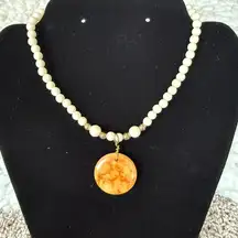 Women's off white and gold pendant necklace with adjustable lobster claw clasp