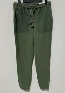 NWT American Eagle Green Joggers Size XS