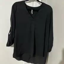 Live 4 Truth Black Long Sleeve V-Neck Blouse Women’s Size Large