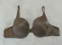 Nude bra with laced detailing 