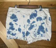 16 Women’s Jean Shorts Tie Dye Blue White