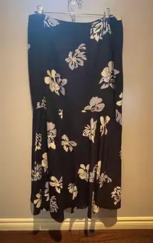 NWT  Floral Ruffle Maxi Skirt Size 8