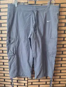 Nike Gray Cargo Crops Size Medium