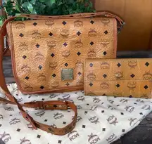 Authentic Vintage MCM Bag/Crossbody w/Clutch Wallet & Dust Bag
