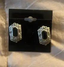 Vintage silver tone onyx clip on earrings