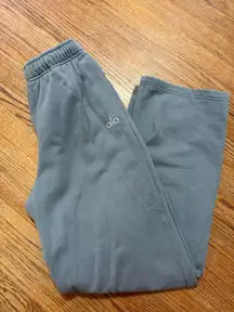 Alo Yoga Accolade Sweatpants