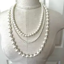 Time and Tru vintage 3 strand faux pearl necklace