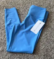 Athleta Interval Perforated Leggings size small NWT