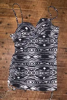 Spanx Sara Blaklwy black & white tie side slimming tankini top