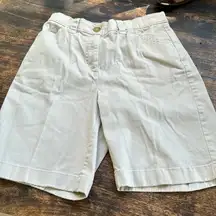 Ll bean size 8 khaki Bermuda shorts