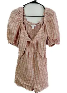 Top shop women’s size 4, Thai front off the shoulder, crinkle cut romper