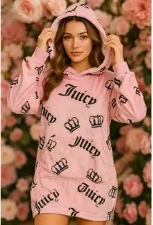 Juicy Couture pink plush hooded pullover robe